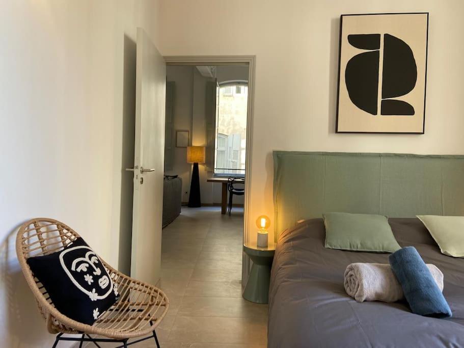 Appartement Avec Ventilateurs Proche Du Palais Des Papes 亞維農 外观 照片